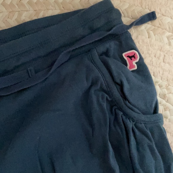 VS Pink sweats and joggers - Picture 4 of 6
